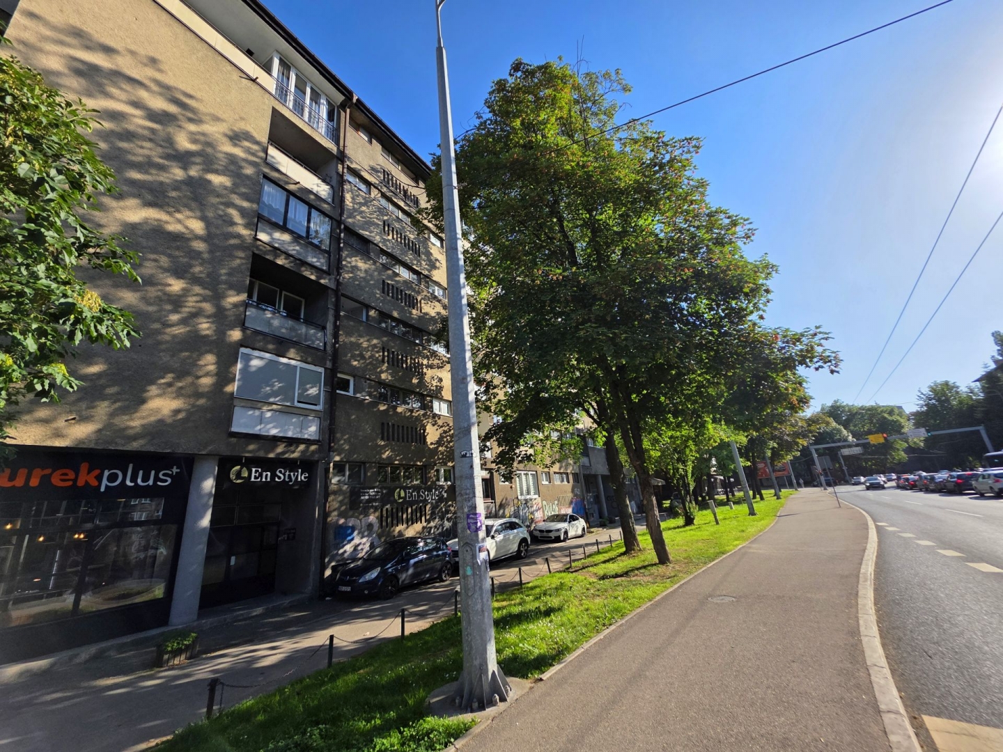 Dvosoban namješten stan Kovačići, Grbavica 53 m2